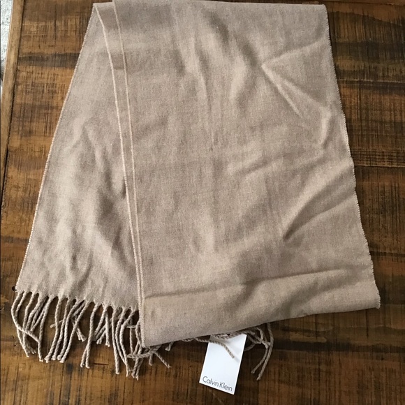 Calvin Klein Accessories - Beige Calvin Klein scarf